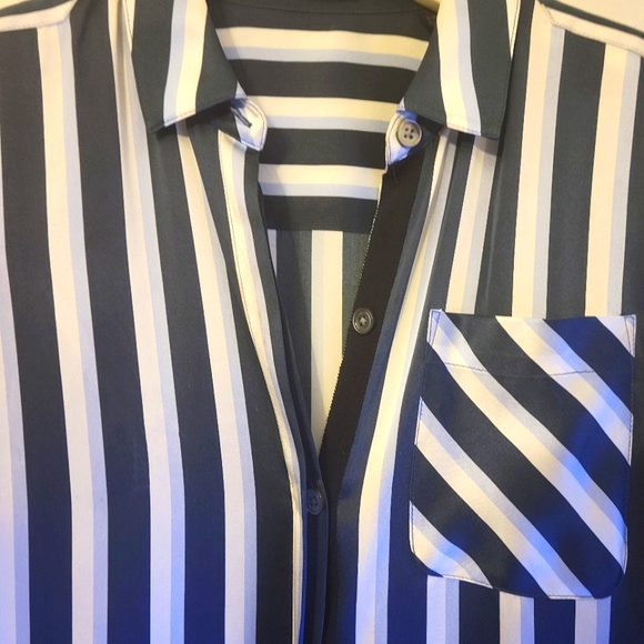 ATM SHIRT DRESS - Picture 3 of 10